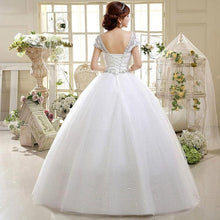 Load image into Gallery viewer, Bridal Dress In White New Fashion Temperament Style Bride Wedding Dress Lace Embroidery Large Size Slim Dresses