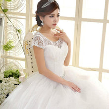 Load image into Gallery viewer, Bridal Dress In White New Fashion Temperament Style Bride Wedding Dress Lace Embroidery Large Size Slim Dresses