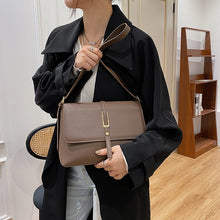 Load image into Gallery viewer, Retro Solid Color One-shoulder Western Style Messenger Bag