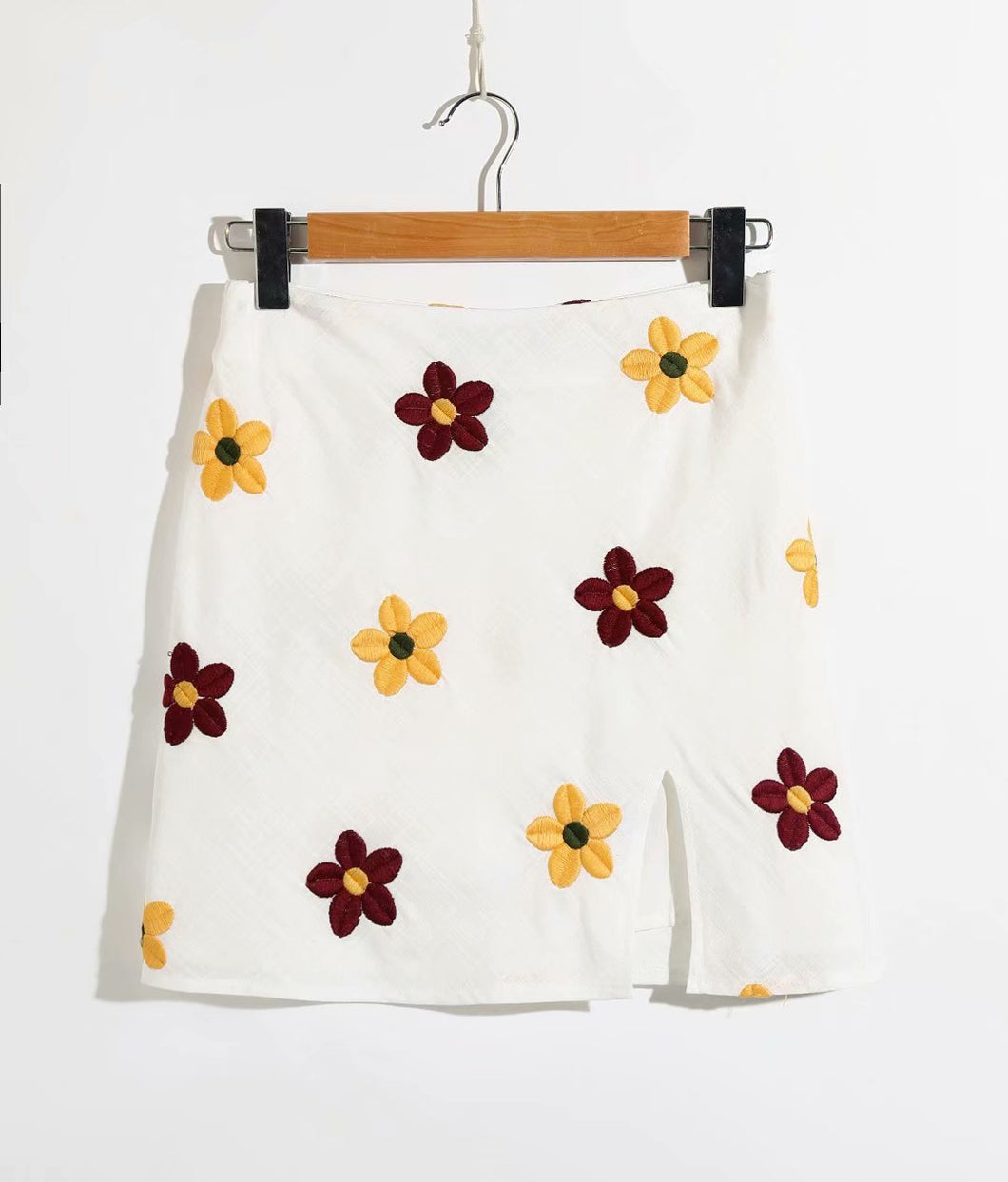 Plaid printed skirt with hip slit