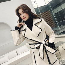 Load image into Gallery viewer, British lady&#39;s small fragrance loose woolen coat