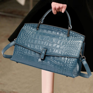 Women's Large Capacity Leather Shoulder Messenger Bag