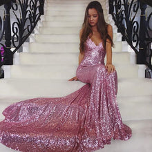 Load image into Gallery viewer, Sexy Halter Sequin V-neck Fishtail Evening Dress