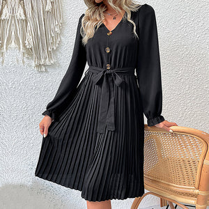 Women's Black Long Sleeve Pleated Dress