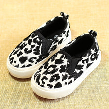 Load image into Gallery viewer, Children Shoes Autumn Boys Girls Casual Shoes Fashion Leopard Canvas Kids Sneakers Soft Sole Comfortable Toddler Baby Shoes
