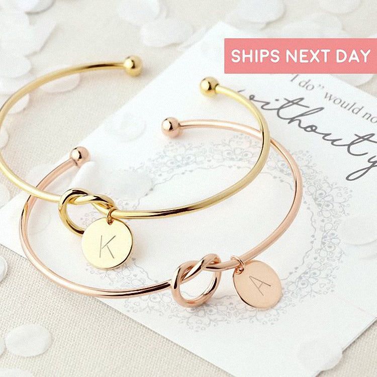 Factory direct Europe and the United States knotted bracelet personality opening 26 English letter bracelet bracelet bracelet wholesale