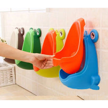Load image into Gallery viewer, Frog Boys Potty Urinal Toilet With Suction Cups Urinoir Enfant Penico Menino WC Training Pinico Kids Pee Urinal-Boy For Children