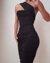 Load image into Gallery viewer, Sexy Slim Fit Plus Size Female Tight Dress 2021 Women Ladies Fashion One Shoulder Sleeveless Solid Color Party Bodycon Dress