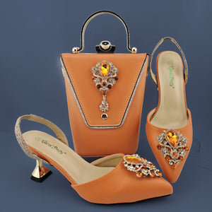 QSGFC 2022 Newest Noble and Elegant Classic vintage rhinestone accessories Ladies Shoes and Bag Set in Gold Color