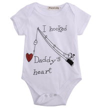 Load image into Gallery viewer, New Infant Baby Boy Clothes Girl Babygrows Playsuit Romper I Hooked Daddys Heart newborn baby clothes unisex baby rompers 2016