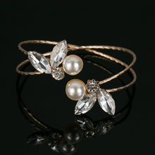 Load image into Gallery viewer, New Korean version trend simple wild temperament bracelet female pearl rhinestone opening bracelet B077