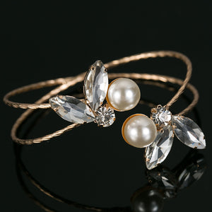 New Korean version trend simple wild temperament bracelet female pearl rhinestone opening bracelet B077