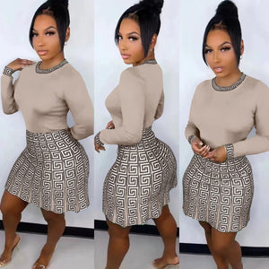 Spring Summer Two Piece Set Women Fashion Round Neck Long-sleeved Tshirt Labyrinth Print Short Skirt Suit Casual Two Piece Set W