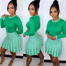 Load image into Gallery viewer, Spring Summer Two Piece Set Women Fashion Round Neck Long-sleeved Tshirt Labyrinth Print Short Skirt Suit Casual Two Piece Set W
