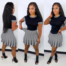 Load image into Gallery viewer, Spring Summer Two Piece Set Women Fashion Round Neck Long-sleeved Tshirt Labyrinth Print Short Skirt Suit Casual Two Piece Set W