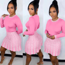 Load image into Gallery viewer, Spring Summer Two Piece Set Women Fashion Round Neck Long-sleeved Tshirt Labyrinth Print Short Skirt Suit Casual Two Piece Set W
