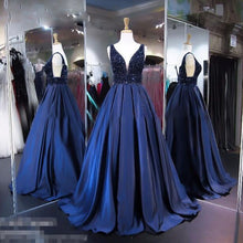 Load image into Gallery viewer, Sexy V Neck Lace Long Prom Dresses 2018 Satin Beaded crystals Princess A line Vintage Evening Gowns Vestido De Festa Prom dress