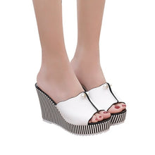 Load image into Gallery viewer, Summer Shoes Sandals Women Stripe Pearl Platform