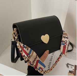 Versatile Fashion Light Luxury High Value One-shoulder Messenger Small Square Bag