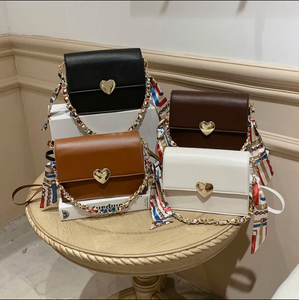 Versatile Fashion Light Luxury High Value One-shoulder Messenger Small Square Bag