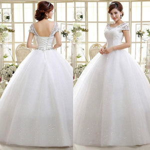 Bridal Dress In White New Fashion Temperament Style Bride Wedding Dress Lace Embroidery Large Size Slim Dresses