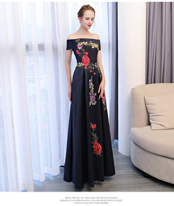Chinese Style Embroidery Brand New Wedding Dress