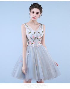 Sweet Design Flower Embroidery Short Wedding Dress/Party Dress/Evening Dress