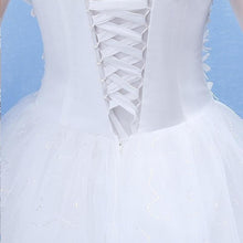 Load image into Gallery viewer, Vintage Wedding Dresses A line Long Sleeves Appliques Lace Wedding Gown Bridal Dresses